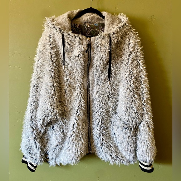 Free People Jackets & Blazers - Free People Teddy Coat